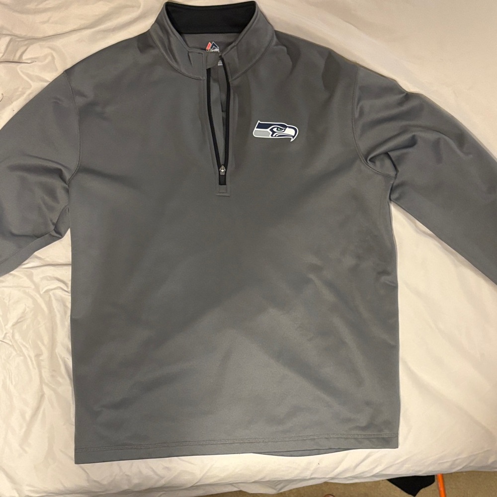 Seattle Seahawks Majestic Thermabase Gray Pullover